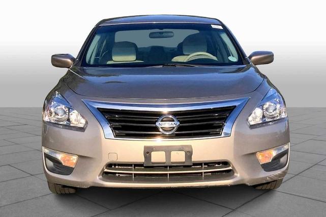Photo of 2014 Saharan Stone Nissan Altima
