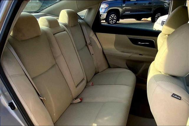 Photo of 2014 Saharan Stone Nissan Altima