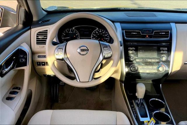 Photo of 2014 Saharan Stone Nissan Altima