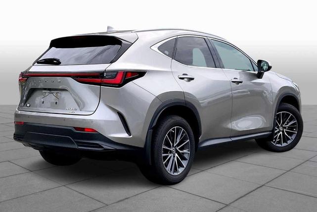 Photo of 2022 Atomic Silver Lexus NX 350