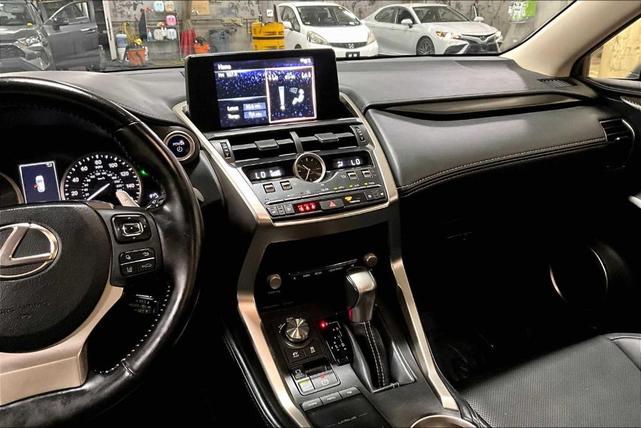 Photo of 2020 Eminent White Pearl Lexus NX 300h
