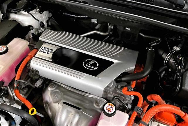 Photo of 2020 Eminent White Pearl Lexus NX 300h