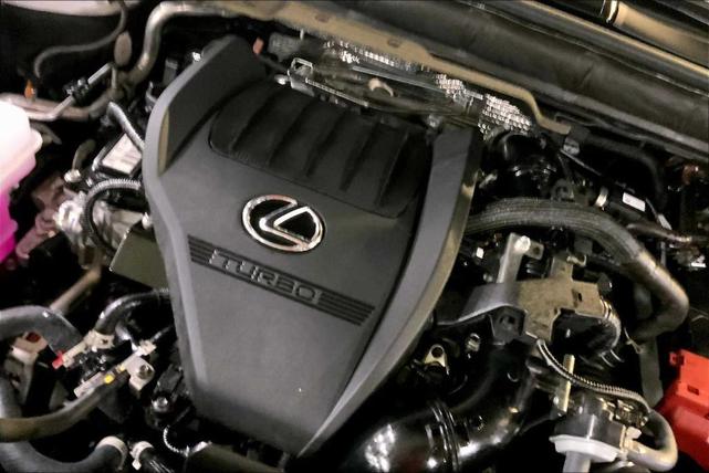 Photo of 2025 Eminent White Pearl Lexus RX 350