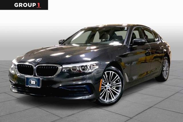 2019 BMW 530