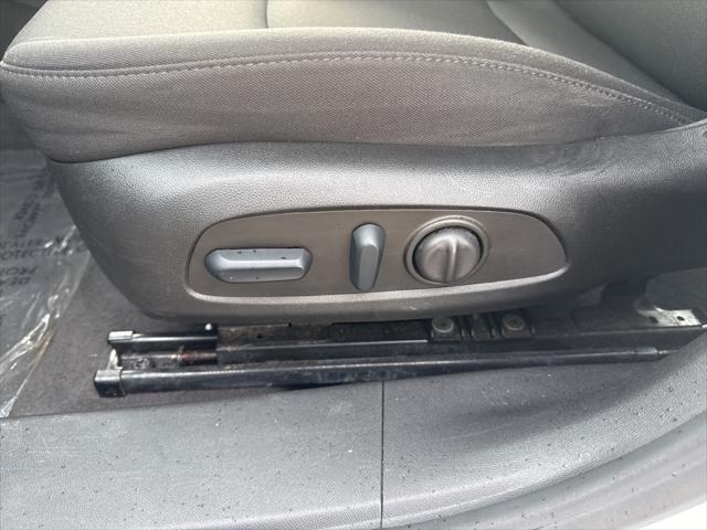 Photo of 2023 Summit White Chevrolet Malibu