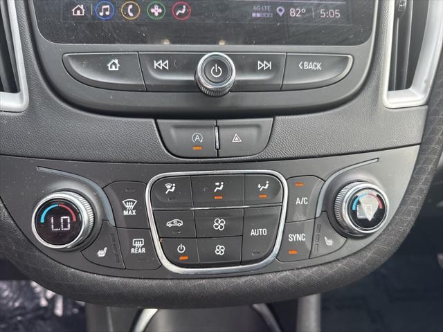 Photo of 2023 Summit White Chevrolet Malibu