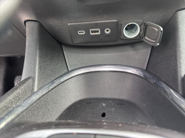 Photo of 2023 Summit White Chevrolet Malibu