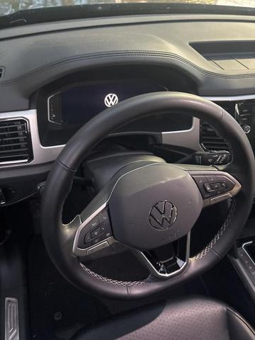 Photo of 2022 Blue Metallic Volkswagen Atlas
