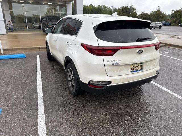 Photo of 2021 Snow White Pearl Kia Sportage