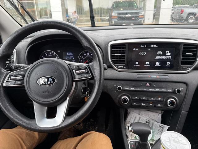 Photo of 2021 Snow White Pearl Kia Sportage