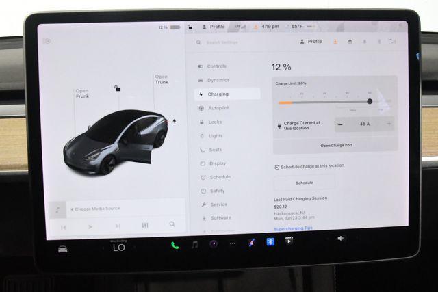 Photo of 2021 Gray Tesla Model 3