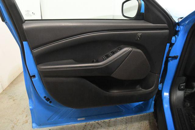 Photo of 2022 Blue Ford Mustang Mach-E