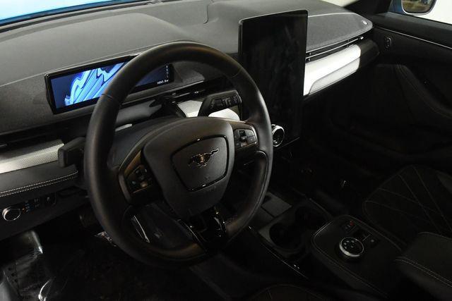 Photo of 2022 Blue Ford Mustang Mach-E