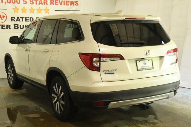 Photo of 2019 White Diamond Pearl Honda Pilot