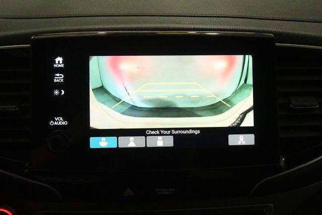 Photo of 2019 White Diamond Pearl Honda Pilot