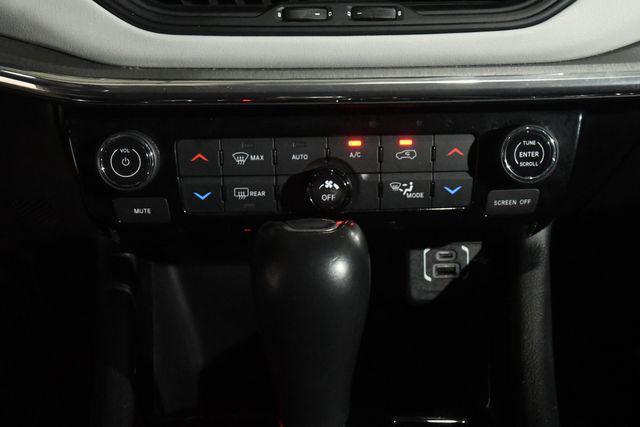 Photo of 2022 Gray Jeep Compass