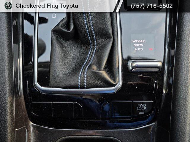 Photo of 2022 Velvet Red Pearlcoat Jeep Compass