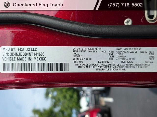 Photo of 2022 Velvet Red Pearlcoat Jeep Compass
