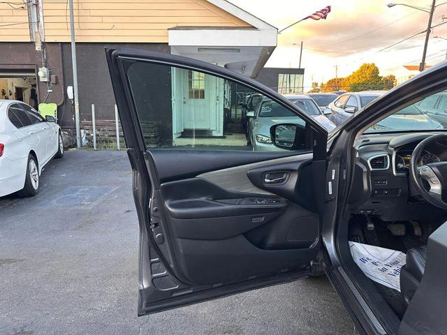 Photo of 2015 Gun Metallic Nissan Murano