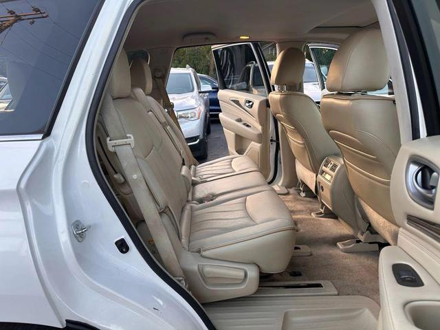 Photo of 2014 Moonlight White INFINITI QX60