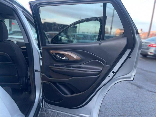 Photo of 2018 Quicksilver Metallic GMC Terrain