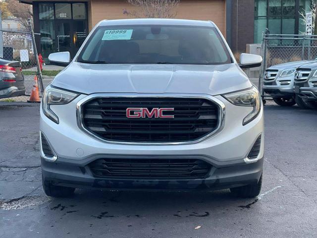 Photo of 2018 Quicksilver Metallic GMC Terrain