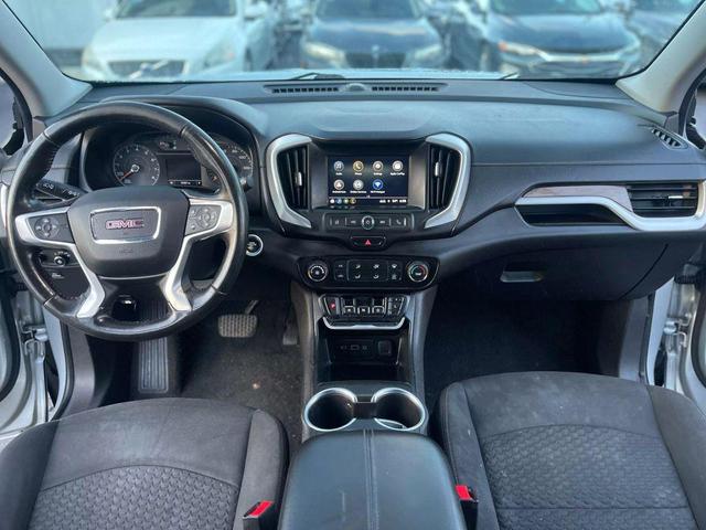 Photo of 2018 Quicksilver Metallic GMC Terrain