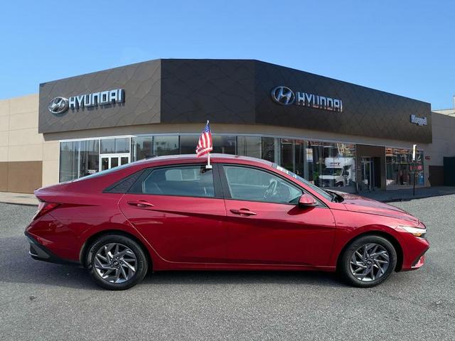 Photo of 2024 Red Hyundai ELANTRA