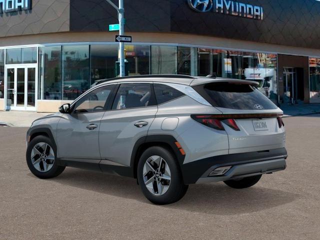 Photo of 2025 Shimmering Silver Hyundai TUCSON