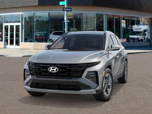 Photo of 2025 Shimmering Silver Hyundai TUCSON