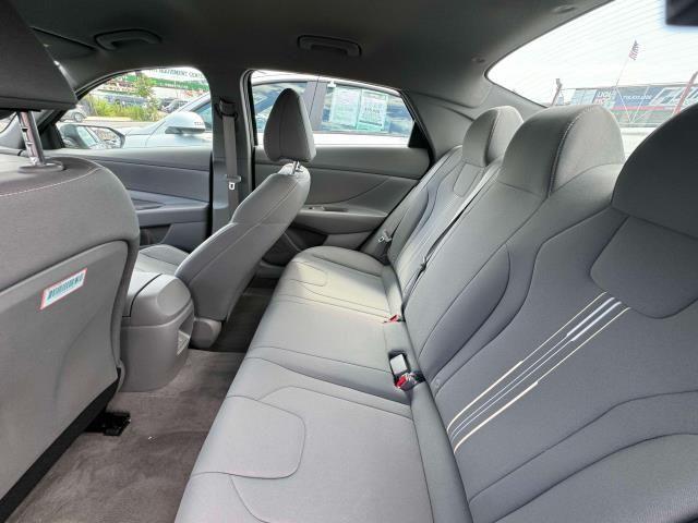 Photo of 2024 Amazon Gray Hyundai ELANTRA
