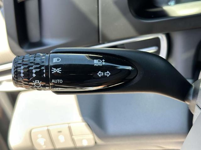 Photo of 2025 Gray Hyundai ELANTRA