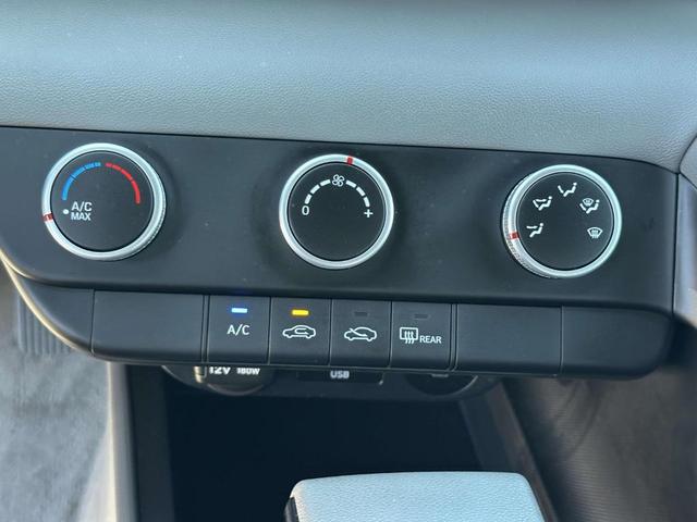 Photo of 2025 Gray Hyundai ELANTRA
