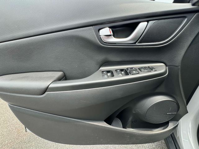 Photo of 2022 Cyber Silver Hyundai KONA