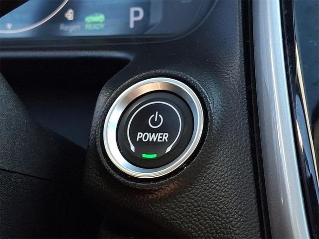 Photo of 2022 Summit White Chevrolet Bolt EUV