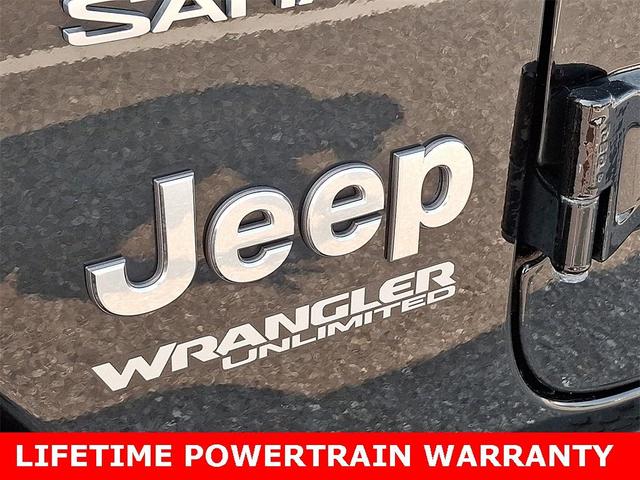 Photo of 2020 Black Clearcoat Jeep Wrangler Unlimited
