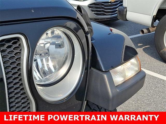 Photo of 2020 Black Clearcoat Jeep Wrangler Unlimited