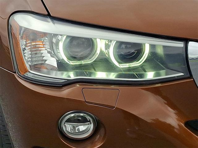 Photo of 2018 Chestnut Bronze BMW X4