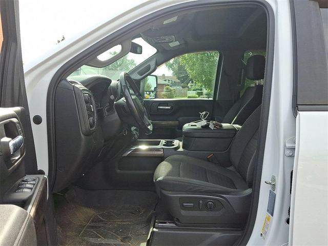 Photo of 2022 Summit White Chevrolet Silverado 2500