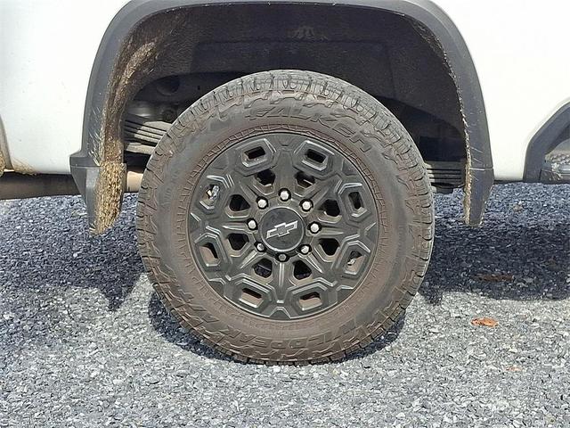 Photo of 2022 Summit White Chevrolet Silverado 2500