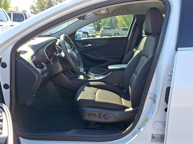 Photo of 2023 Summit White Chevrolet Malibu