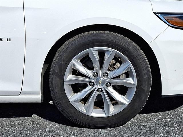 Photo of 2023 Summit White Chevrolet Malibu