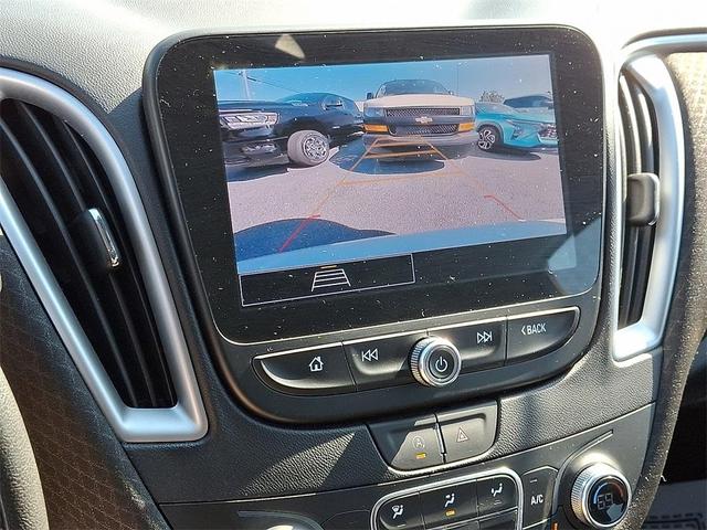 Photo of 2023 Summit White Chevrolet Malibu