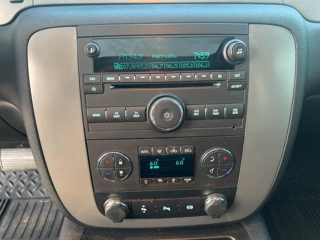 Photo of 2012 Silver Ice Metallic Chevrolet Silverado 3500