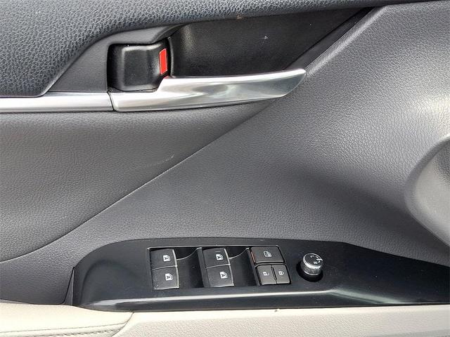 Photo of 2019 Celestial Silver Metallic Toyota Camry