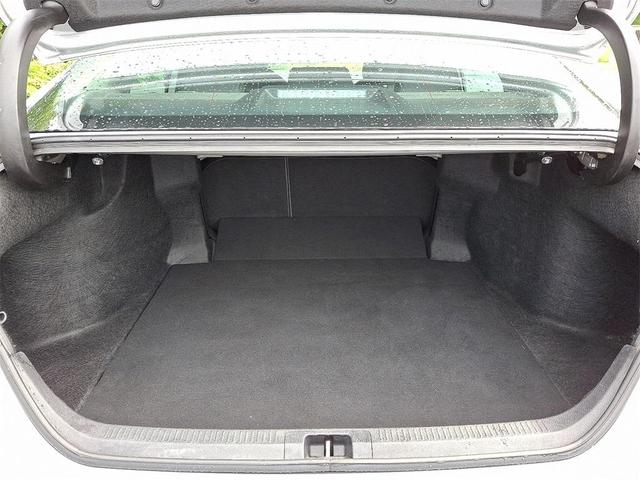 Photo of 2019 Celestial Silver Metallic Toyota Camry