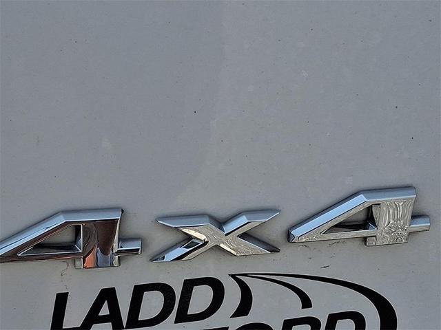 Photo of 2022 Bright White Clearcoat Jeep Cherokee
