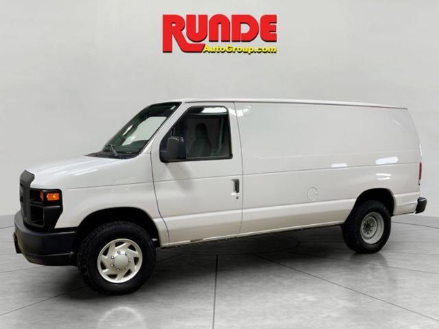 Photo of 2013 White Ford E250