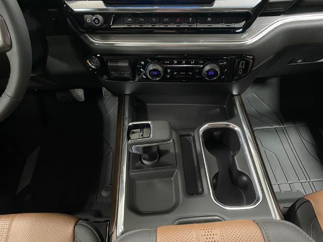 Photo of 2026 Polar White Chevrolet Silverado 1500