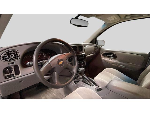Photo of 2005 Silver Chevrolet Trailblazer